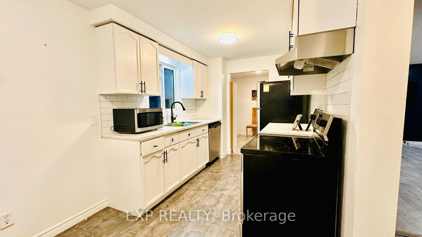 Photo 11 of Unit A, 224 Portsmouth Gate, Waterloo — HOMEH