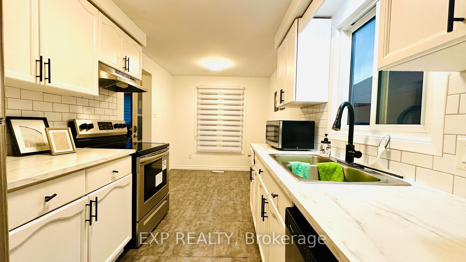 Photo 12 of Unit A, 224 Portsmouth Gate, Waterloo — HOMEH
