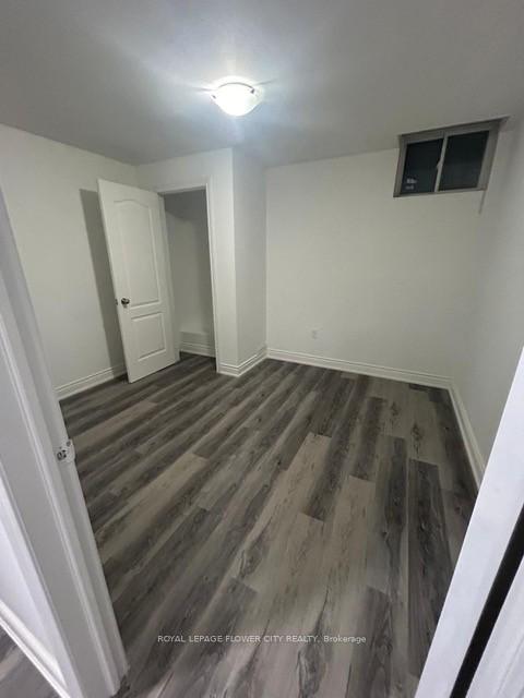 Photo 10 of Bsmt-21 Agincourt Circle, Brampton, Credit Valley — HOMEH
