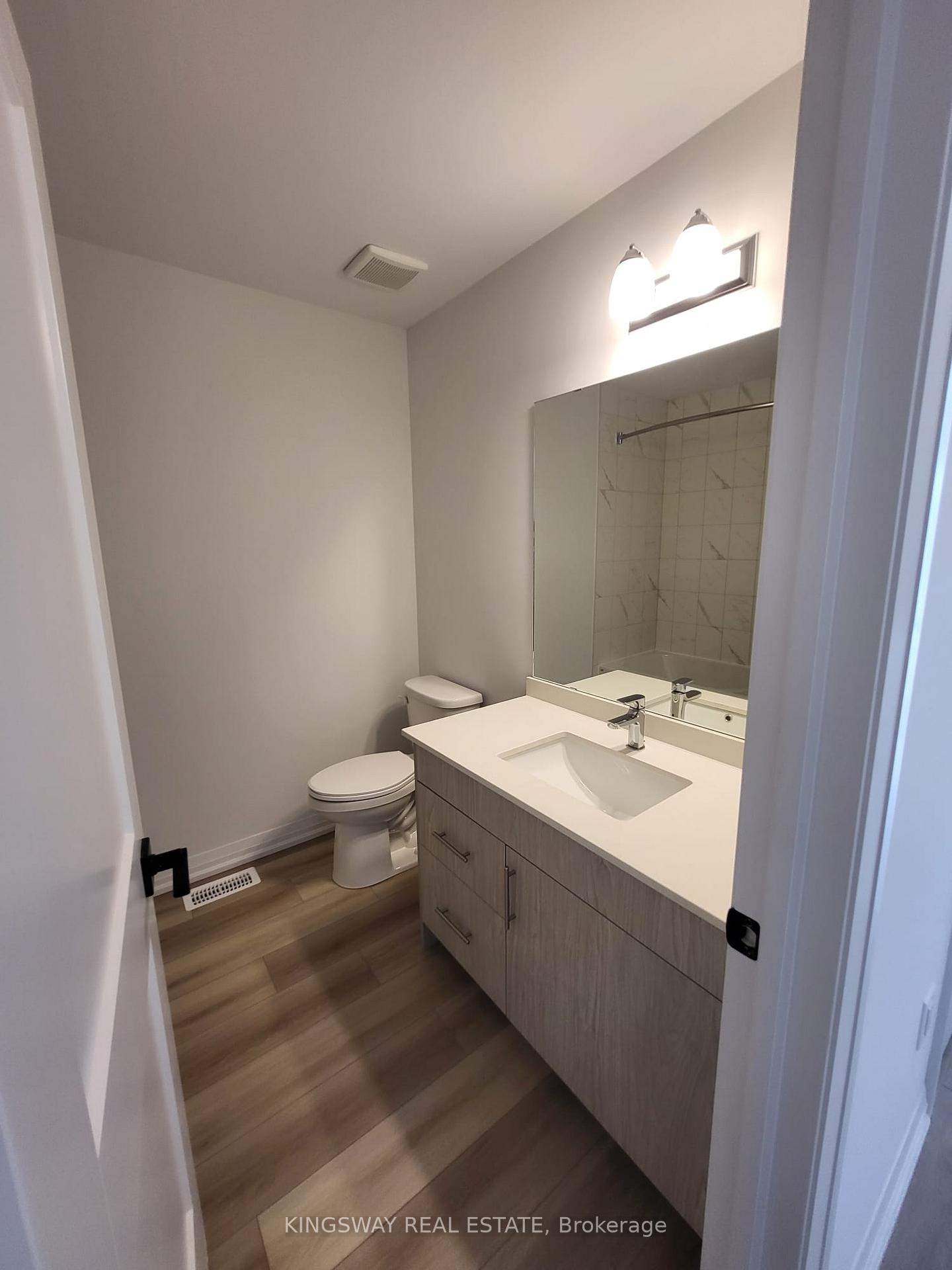 Photo 4 of Unit 12, 55 Tom Brown Drive, Brant, Paris — HOMEH