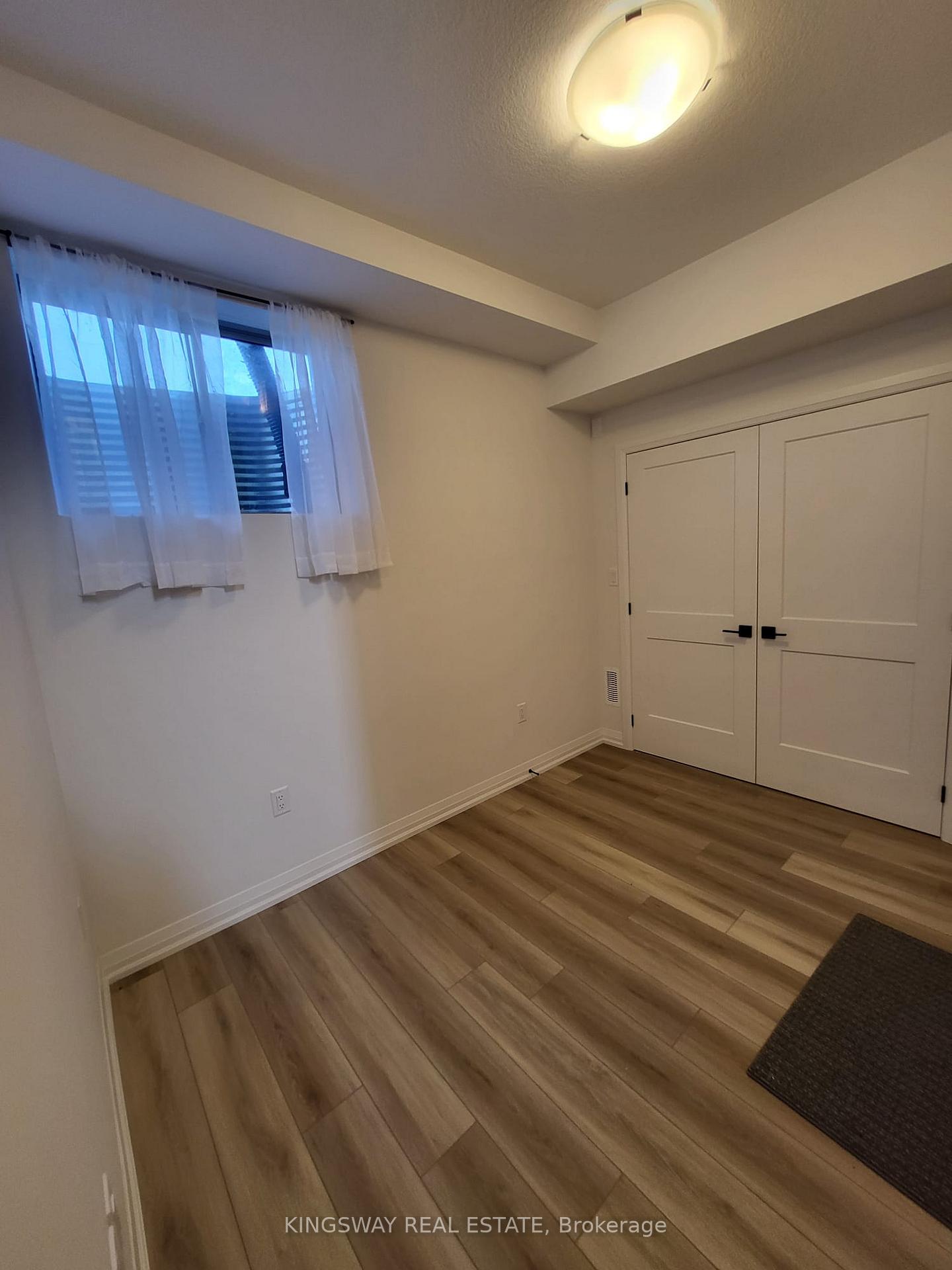 Photo 3 of Unit 12, 55 Tom Brown Drive, Brant, Paris — HOMEH
