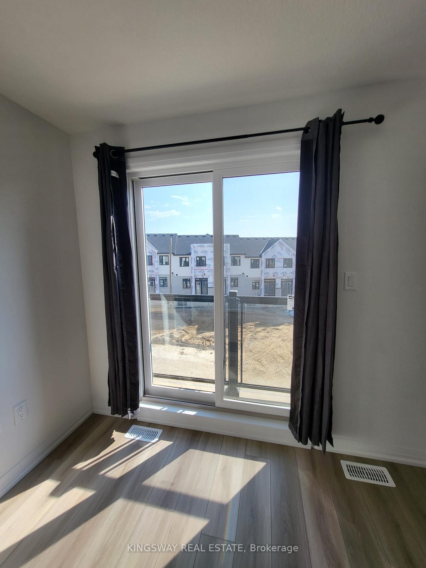 Photo 18 of Unit 12, 55 Tom Brown Drive, Brant, Paris — HOMEH