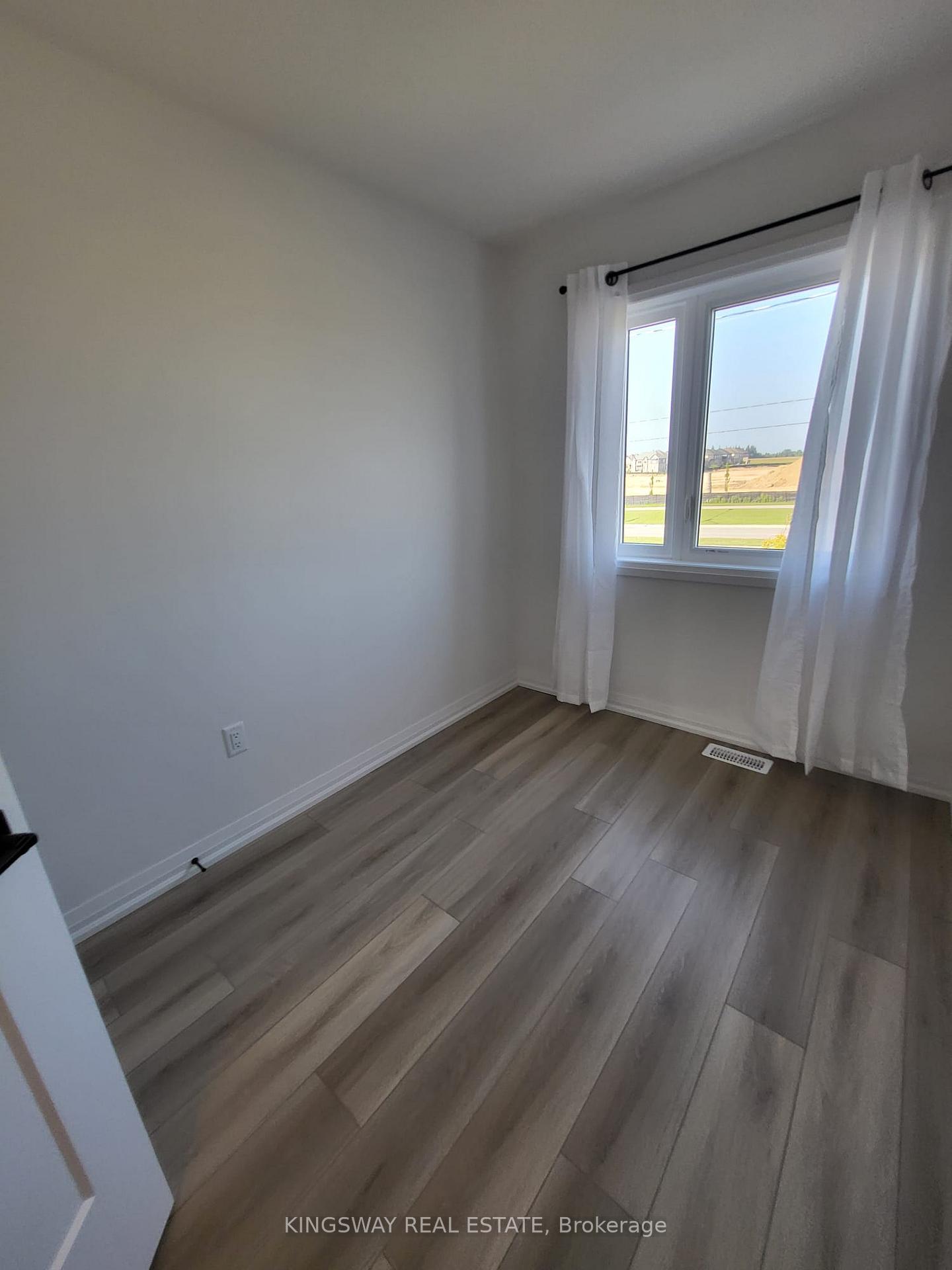 Photo 16 of Unit 12, 55 Tom Brown Drive, Brant, Paris — HOMEH