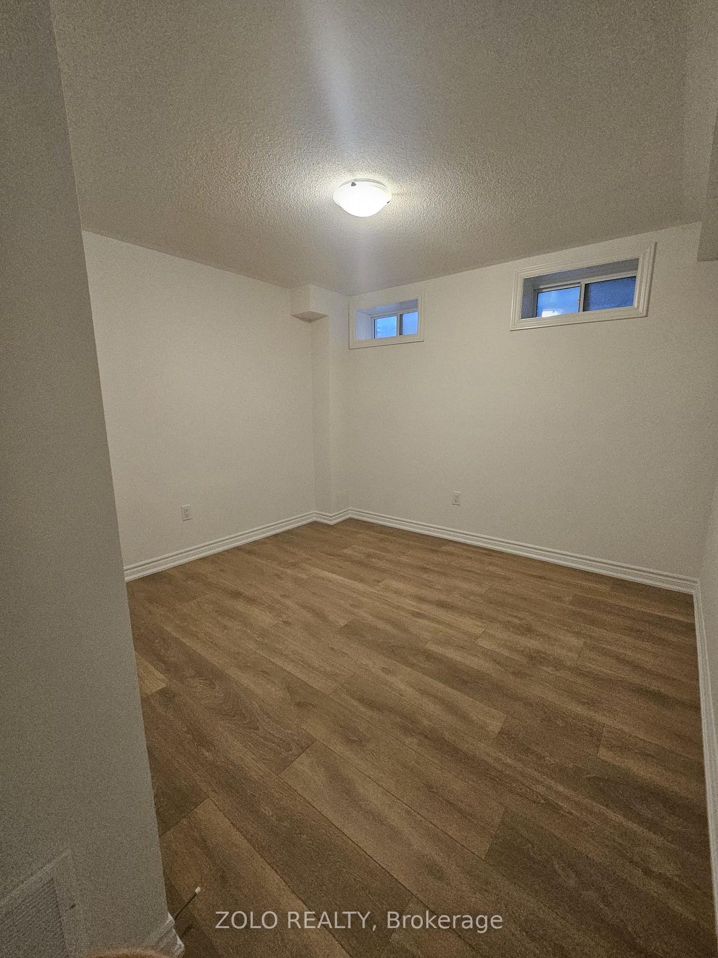 Photo 2 of Unit Lower, 100 West Oak Street, Barrie, Rural Barrie Southeast — HOMEH