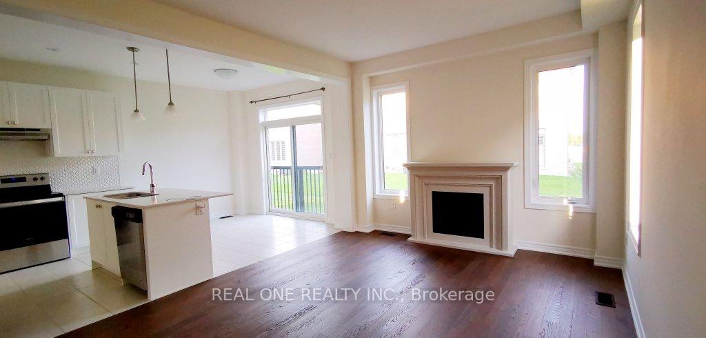 Photo 10 of Unit UPPER, 3 Angelfish Road, Brampton, Northwest Brampton — HOMEH