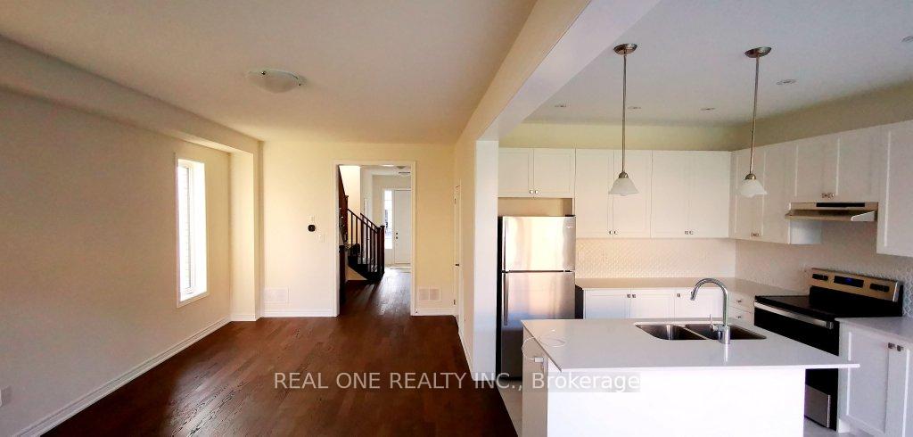 Photo 5 of Unit UPPER, 3 Angelfish Road, Brampton, Northwest Brampton — HOMEH