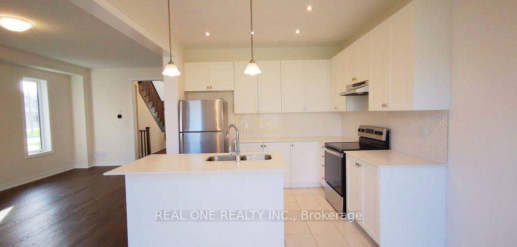 Photo 2 of Unit UPPER, 3 Angelfish Road, Brampton, Northwest Brampton — HOMEH