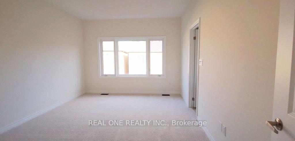 Photo 3 of Unit UPPER, 3 Angelfish Road, Brampton, Northwest Brampton — HOMEH