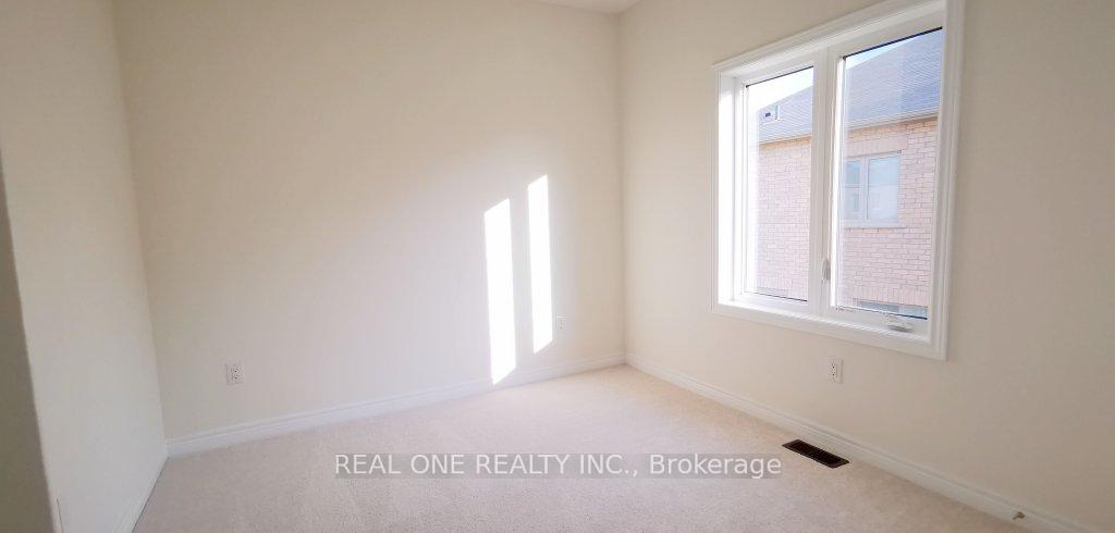 Photo 6 of Unit UPPER, 3 Angelfish Road, Brampton, Northwest Brampton — HOMEH
