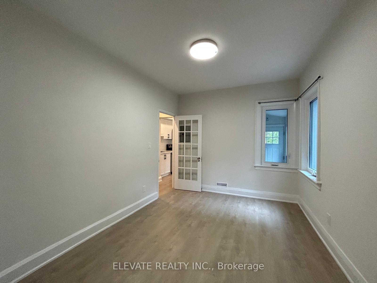 Photo 4 of 8 Amherst Avenue, Toronto, Oakwood Village — HOMEH