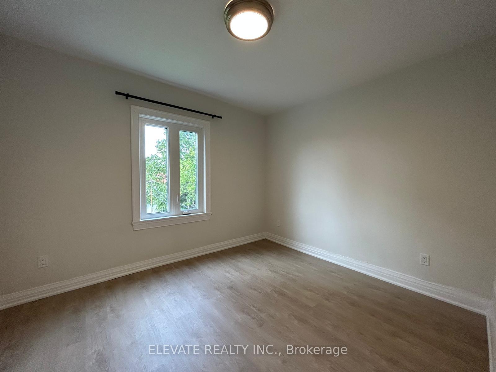 Photo 9 of 8 Amherst Avenue, Toronto, Oakwood Village — HOMEH
