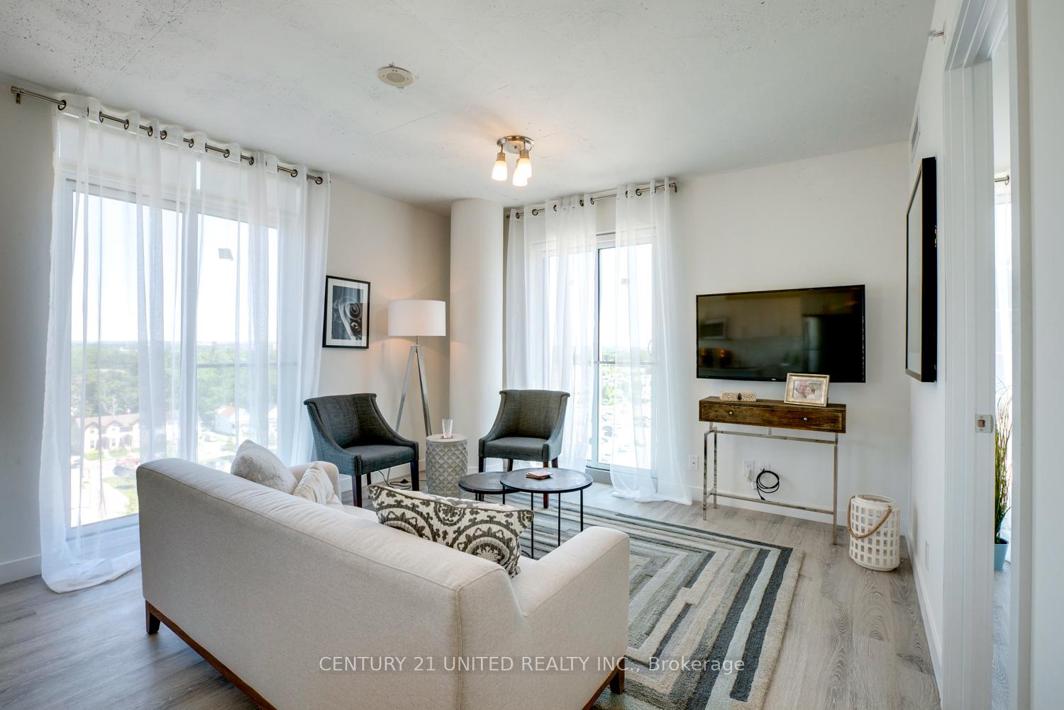 Photo 13 of Unit 806, 100 Bond Street E, Oshawa, Central — HOMEH