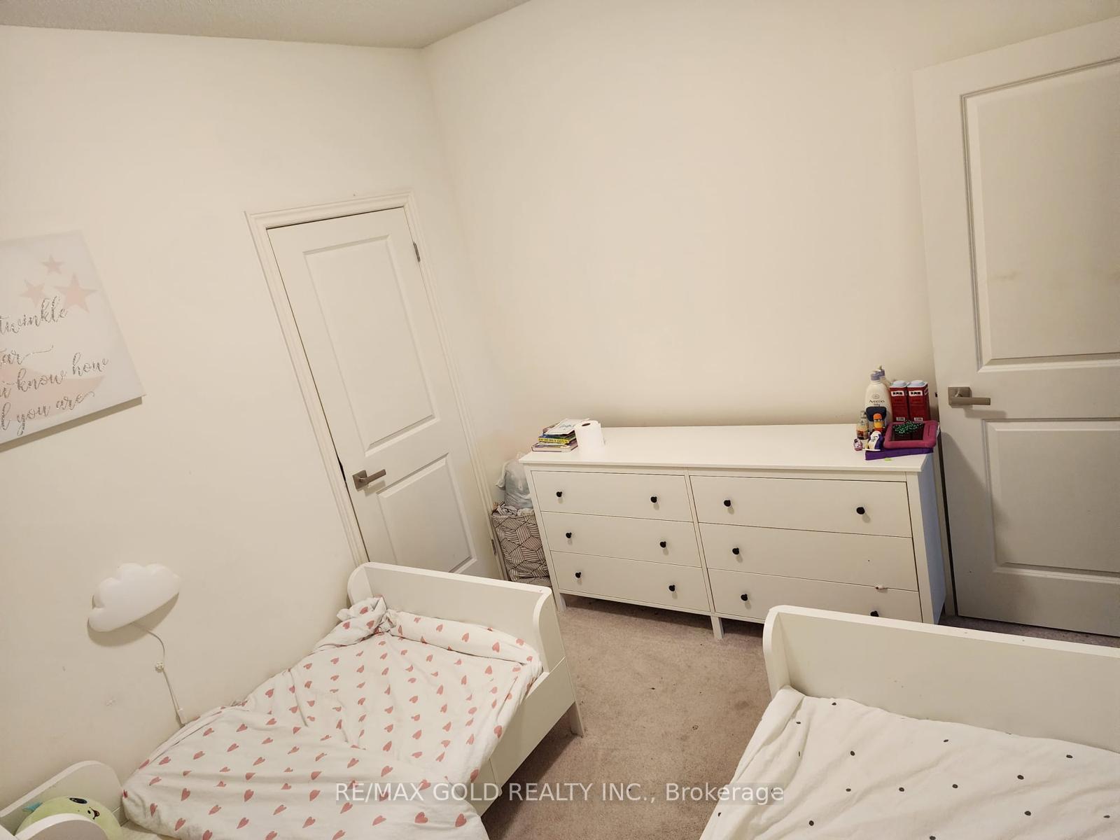 Photo 7 of Unit (MAIN), 34 Truffle Court, Brampton, Northwest Brampton — HOMEH