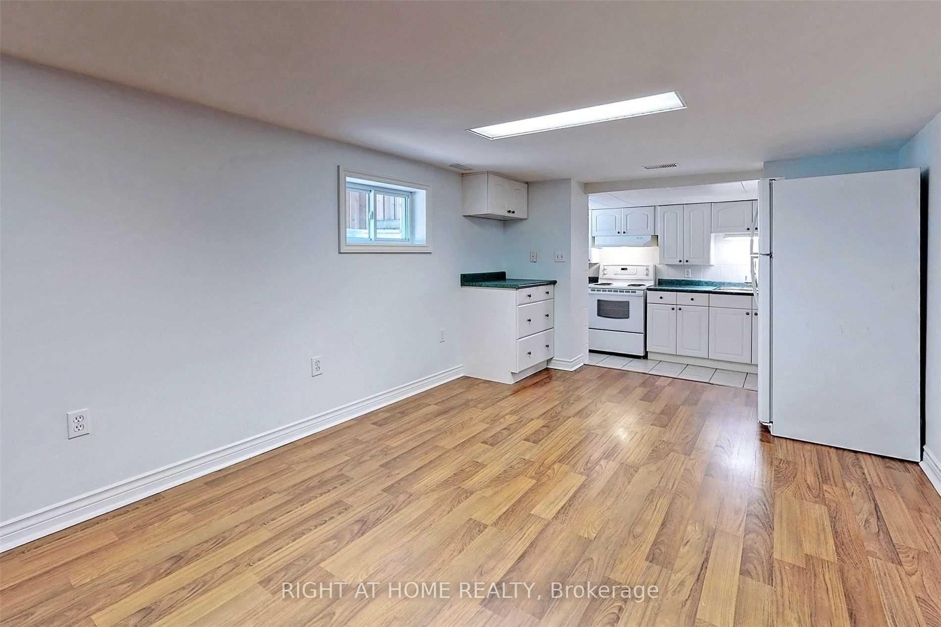 Photo 8 of Unit Lower, 14 Ripon Road, Toronto, O'Connor-Parkview — HOMEH