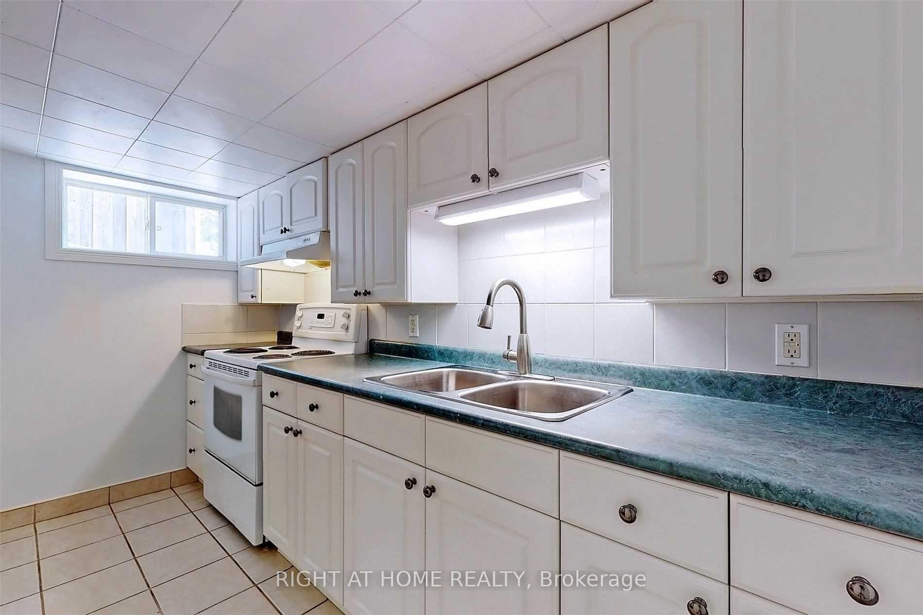 Photo 12 of Unit Lower, 14 Ripon Road, Toronto, O'Connor-Parkview — HOMEH