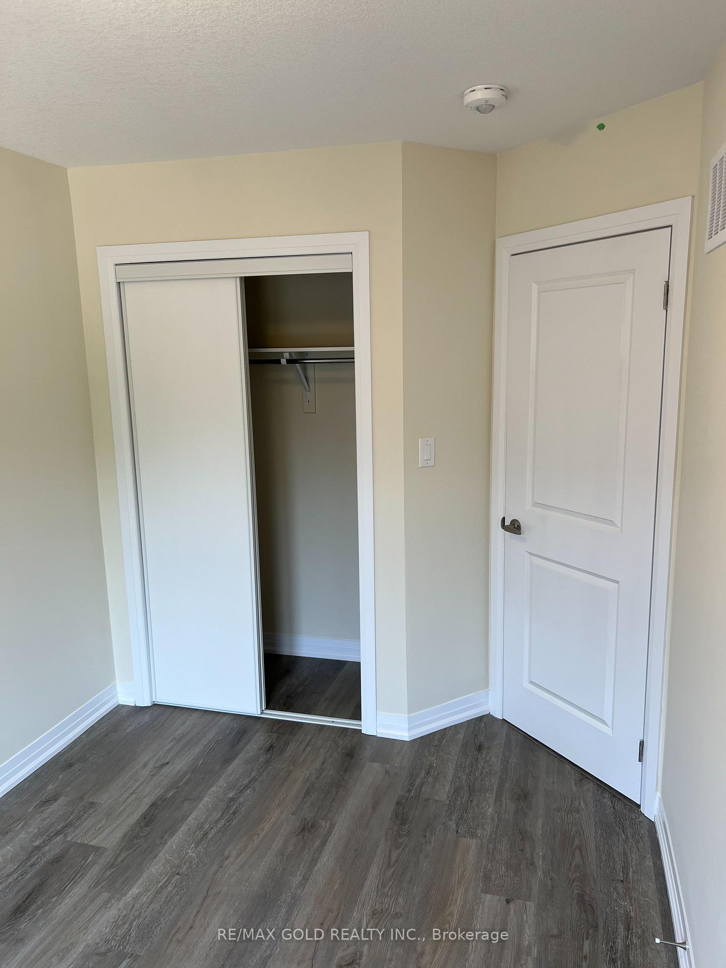 Photo 10 of Unit 67, 185 Bedrock Drive, Hamilton, Stoney Creek Mountain — HOMEH