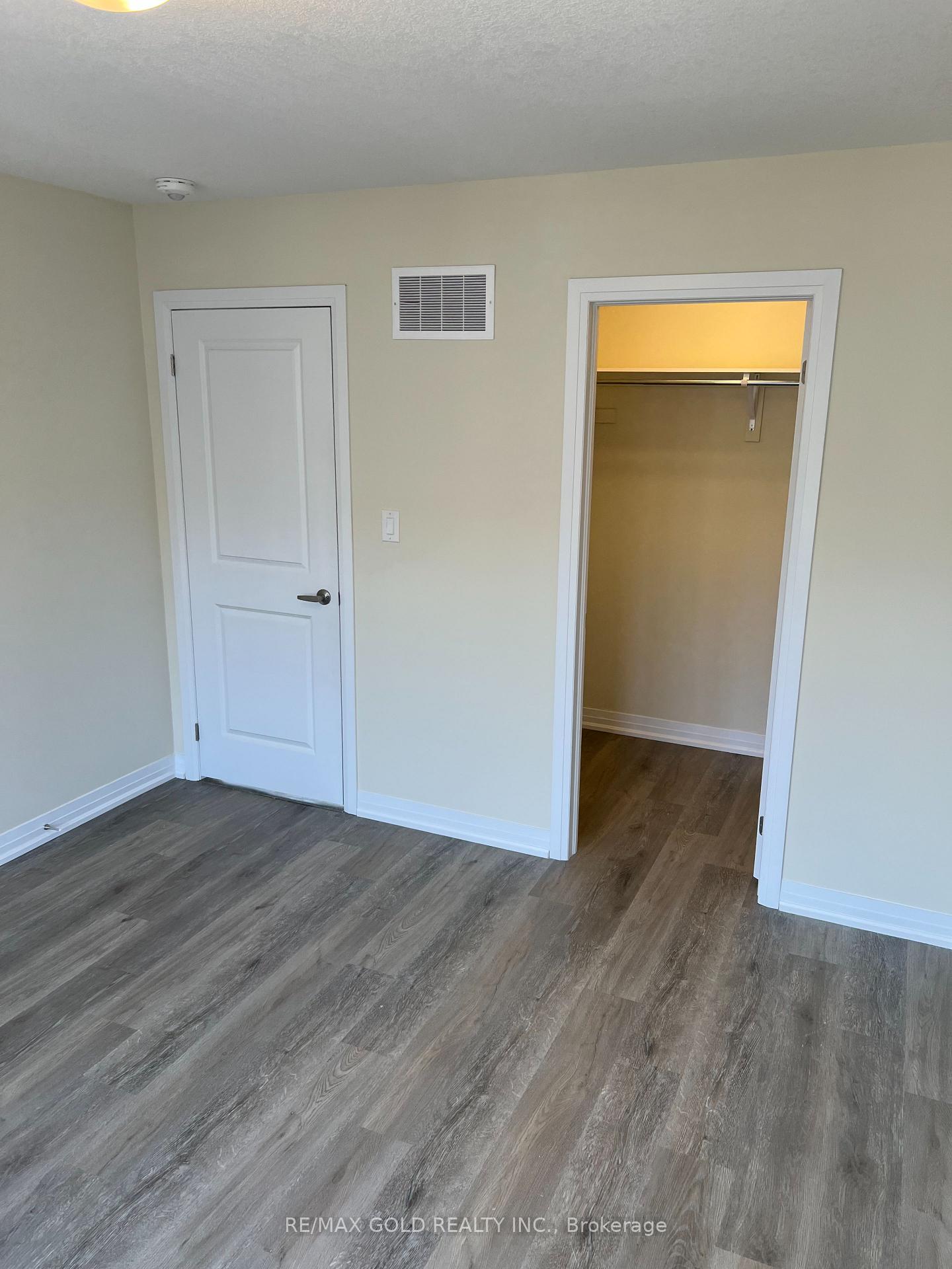 Photo 15 of Unit 67, 185 Bedrock Drive, Hamilton, Stoney Creek Mountain — HOMEH