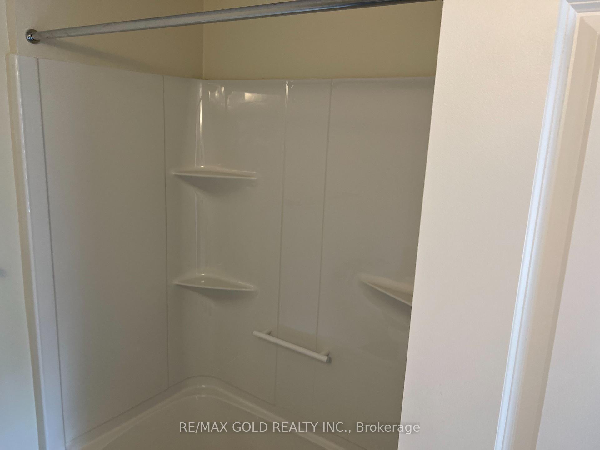 Photo 21 of Unit 67, 185 Bedrock Drive, Hamilton, Stoney Creek Mountain — HOMEH