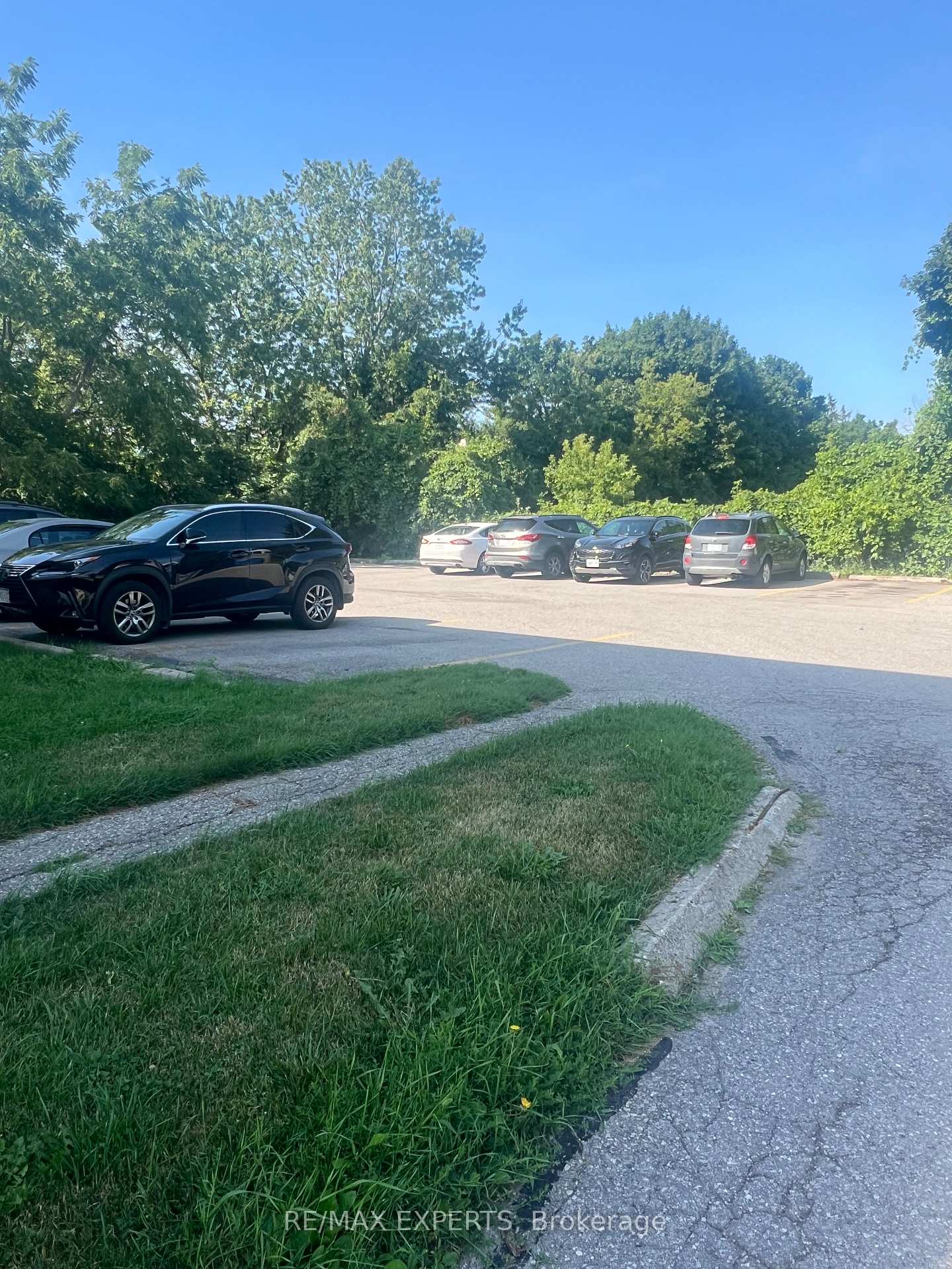 Photo 8 of Unit 02, 1526 Dufferin Street, Whitby, Port Whitby — HOMEH