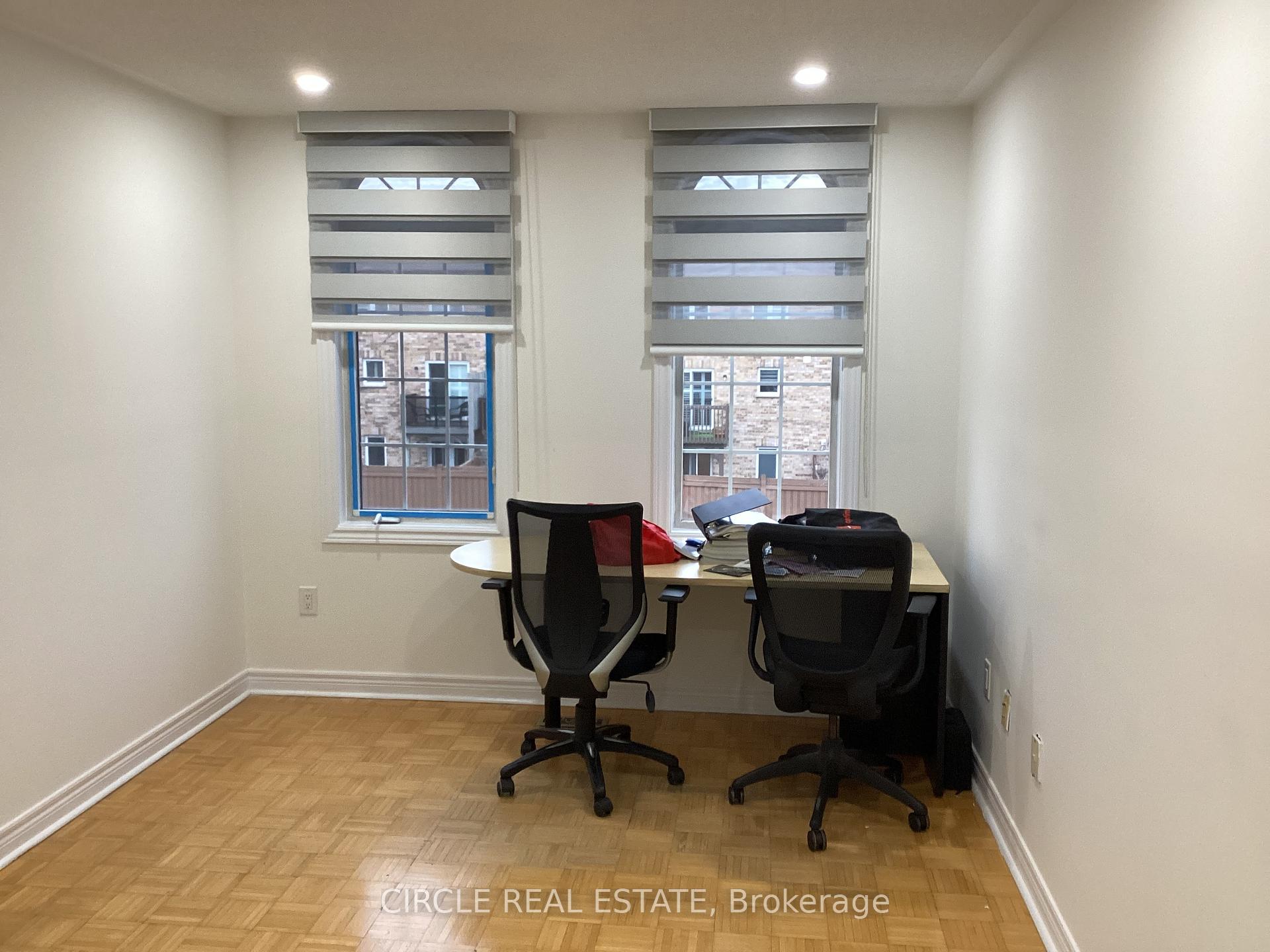 Photo 9 of 160 Fieldstone Drive W, Vaughan, East Woodbridge — HOMEH