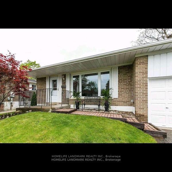 Photo 6 of 9 Terra Cotta Crescent E, Brampton, Brampton East — HOMEH