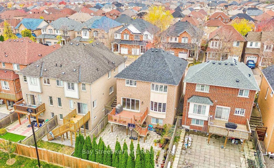Photo 1 of Unit Lower Unit, 37 Macadam Road E, Markham, Wismer — HOMEH