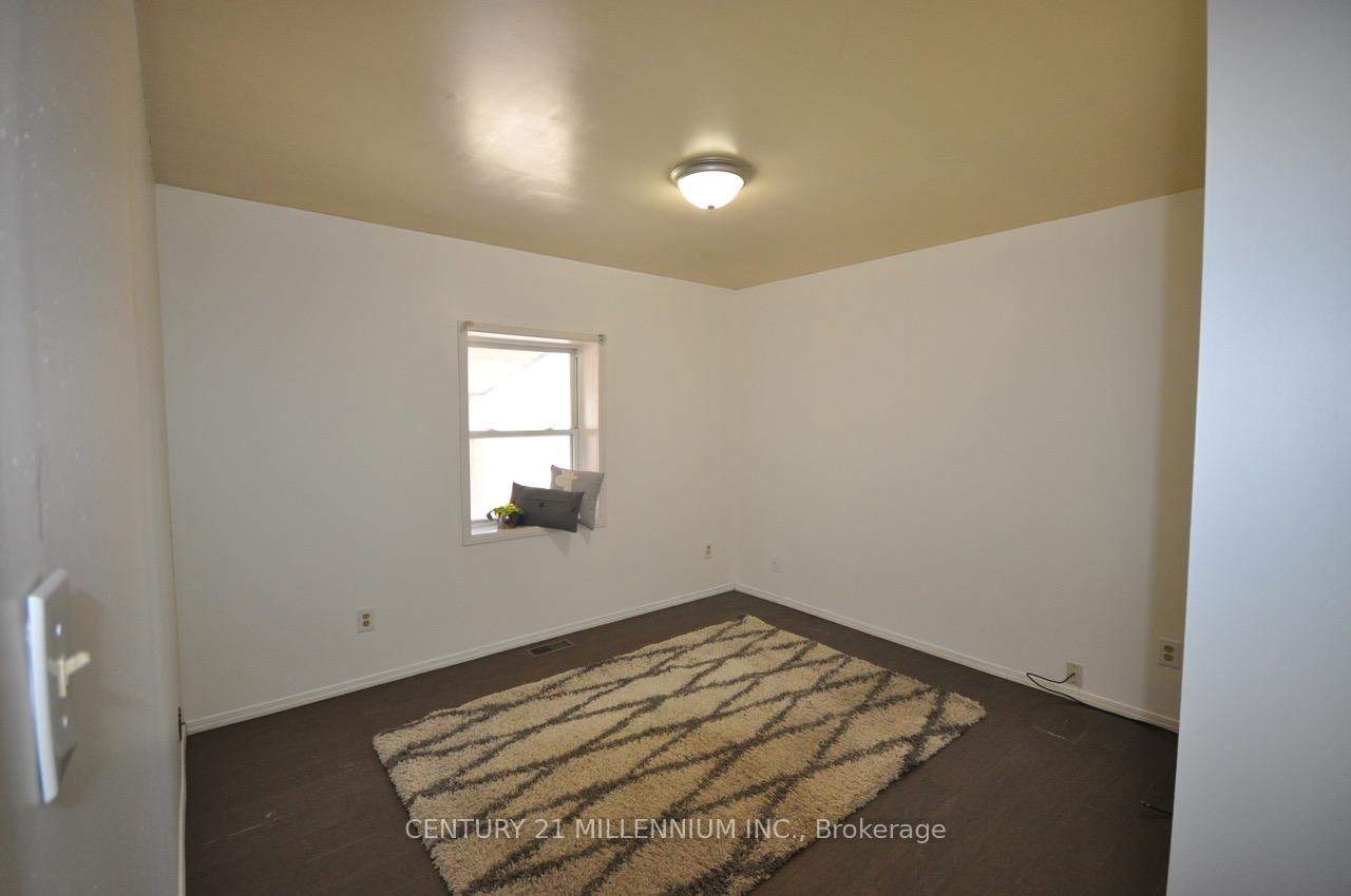 Front of Unit Upper Level, 30 Corby Crescent