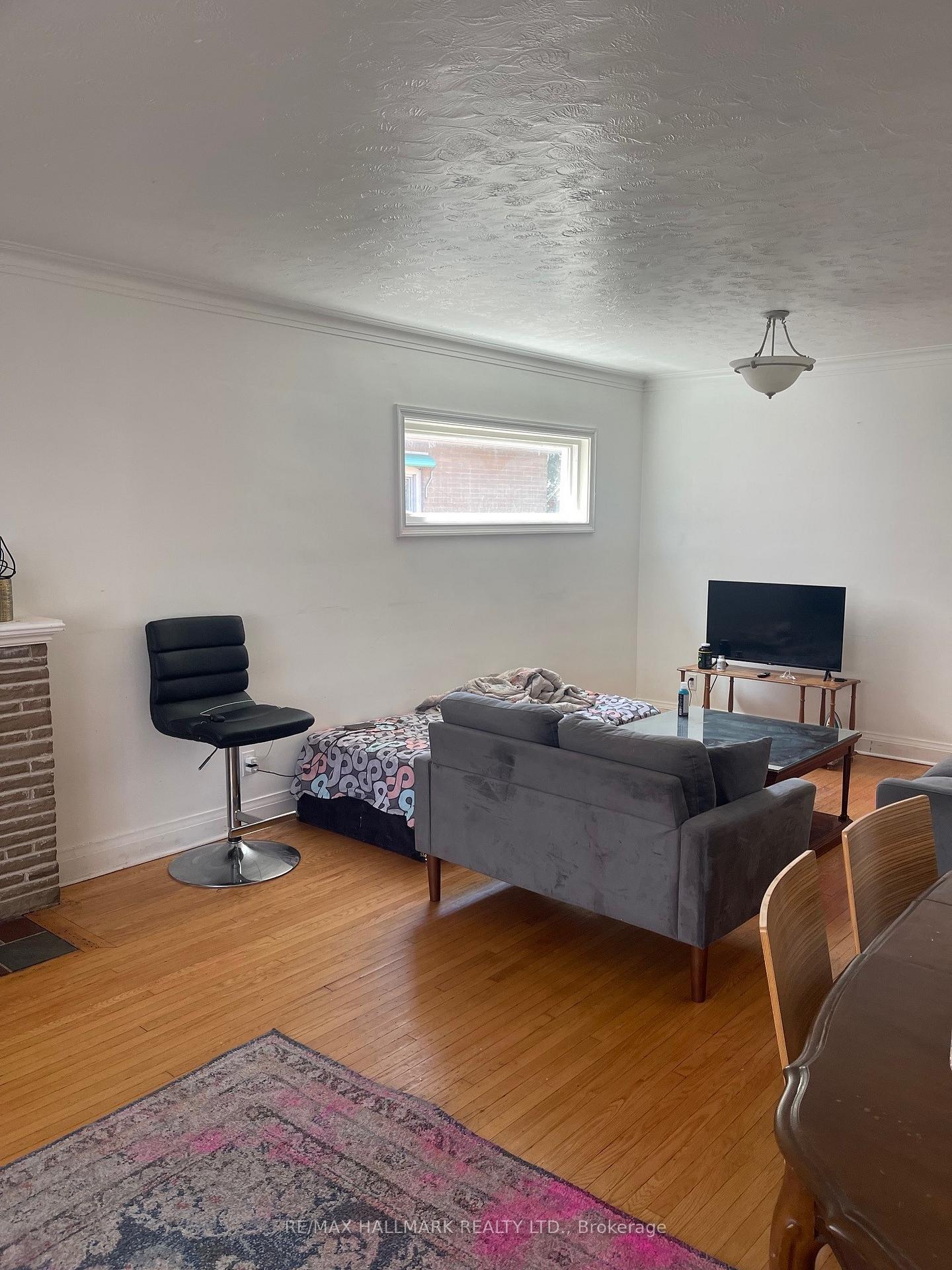 Photo 4 of Unit MAIN, 30 Janet Boulevard, Scarborough, Wexford-Maryvale — HOMEH