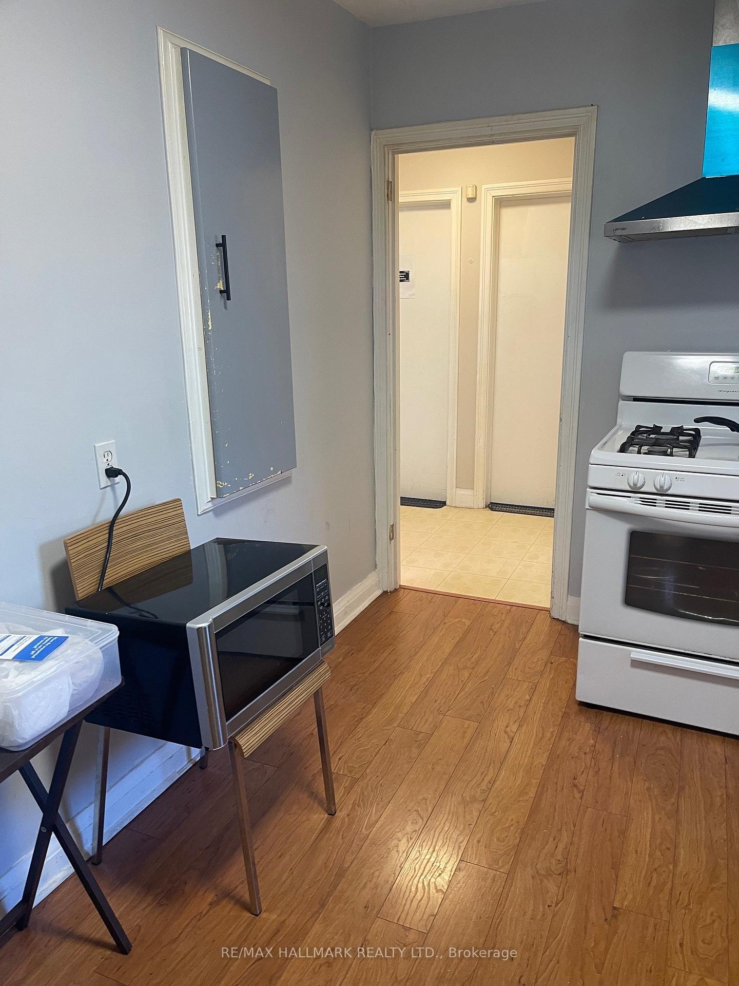 Photo 2 of Unit MAIN, 30 Janet Boulevard, Scarborough, Wexford-Maryvale — HOMEH