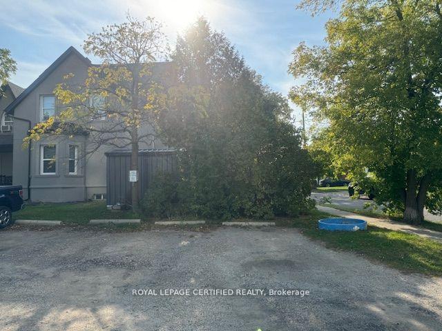 Photo 17 of Unit 5, 3 Denison Avenue, Brampton, Downtown Brampton — HOMEH