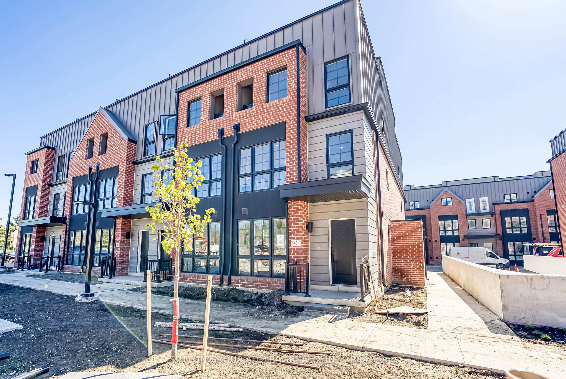 Front of Unit POTL97, 49 Burleigh Mews