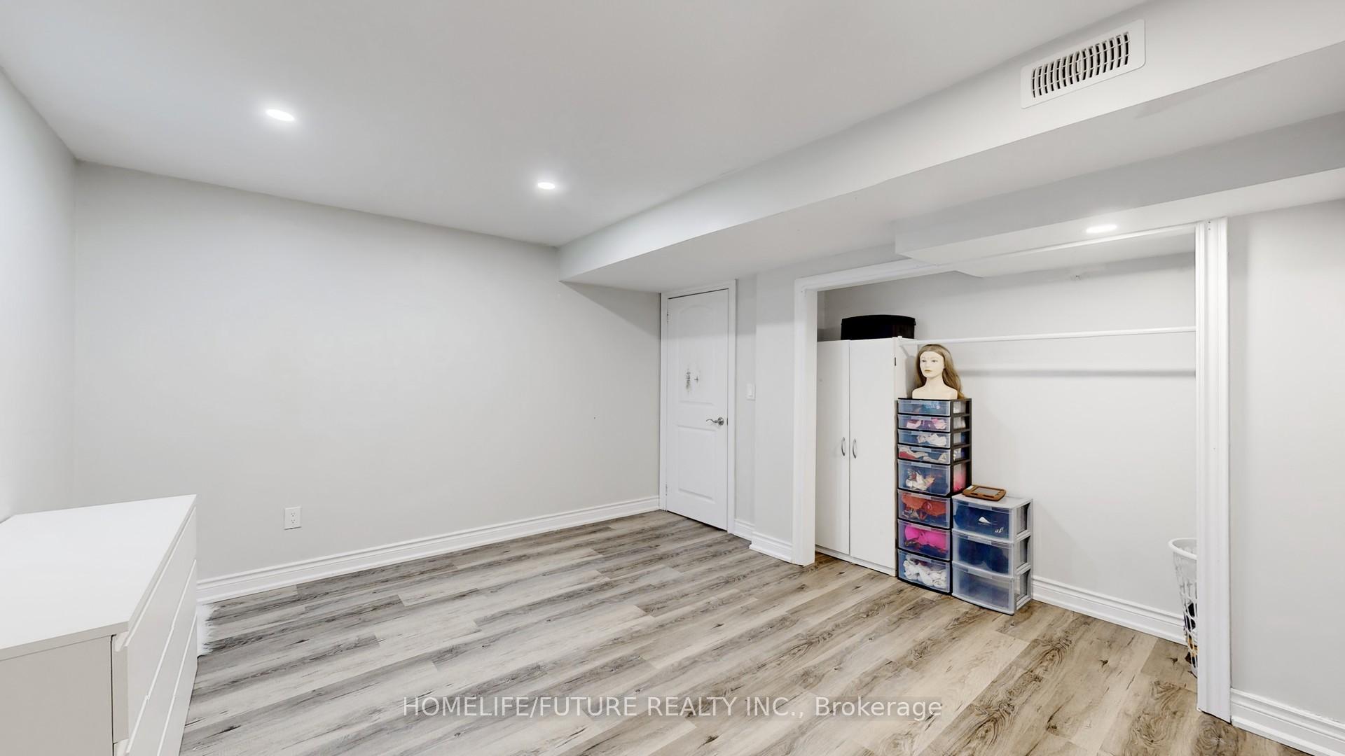 Photo 9 of Unit Bsmt, 102 Saint Nicholas Crescent, Vaughan, Vellore Village — HOMEH