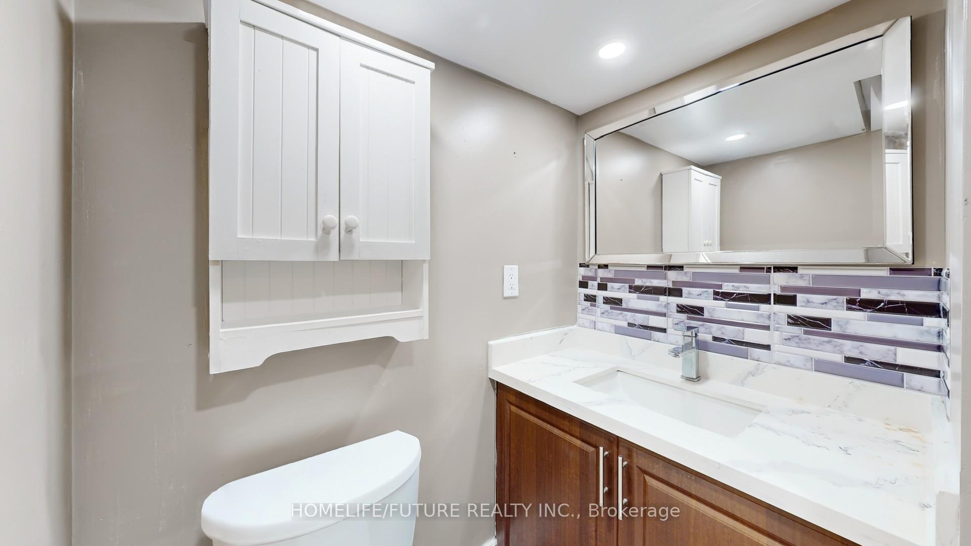 Photo 7 of Unit Bsmt, 102 Saint Nicholas Crescent, Vaughan, Vellore Village — HOMEH