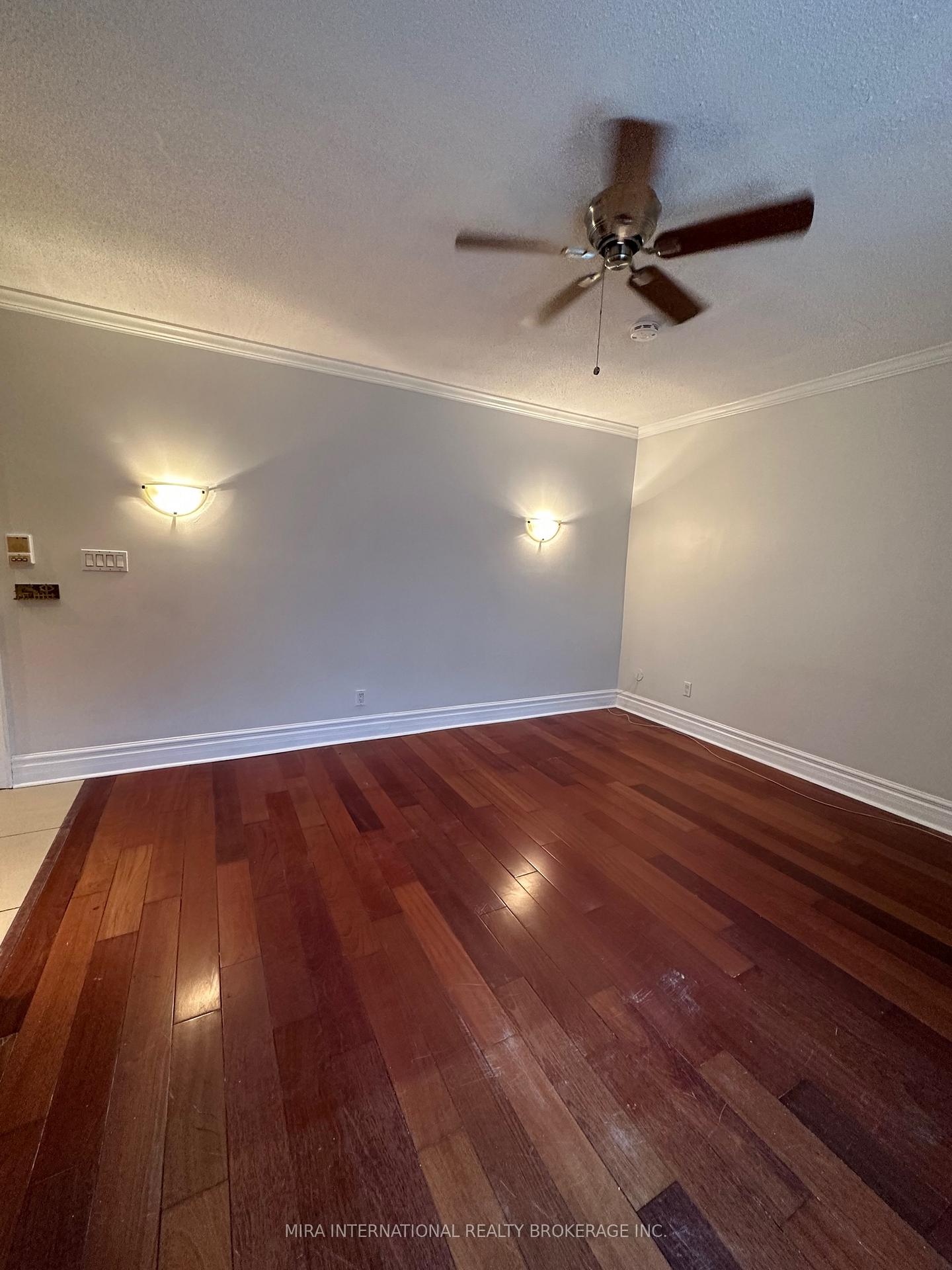Photo 4 of Unit B6, 98 Leuty Avenue, Toronto, The Beaches — HOMEH