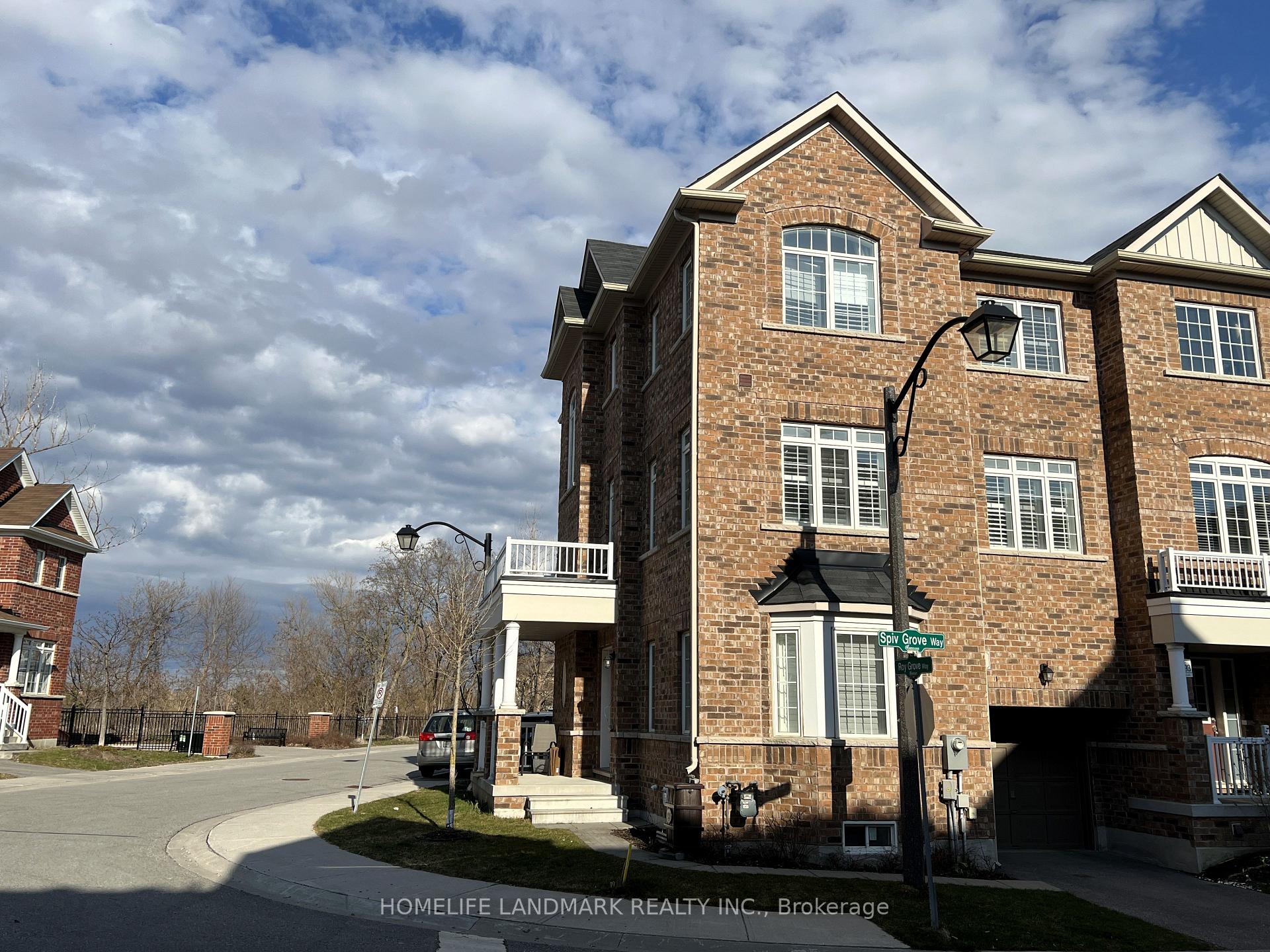 Front of Unit Upper, 29 Spvi Grove Way