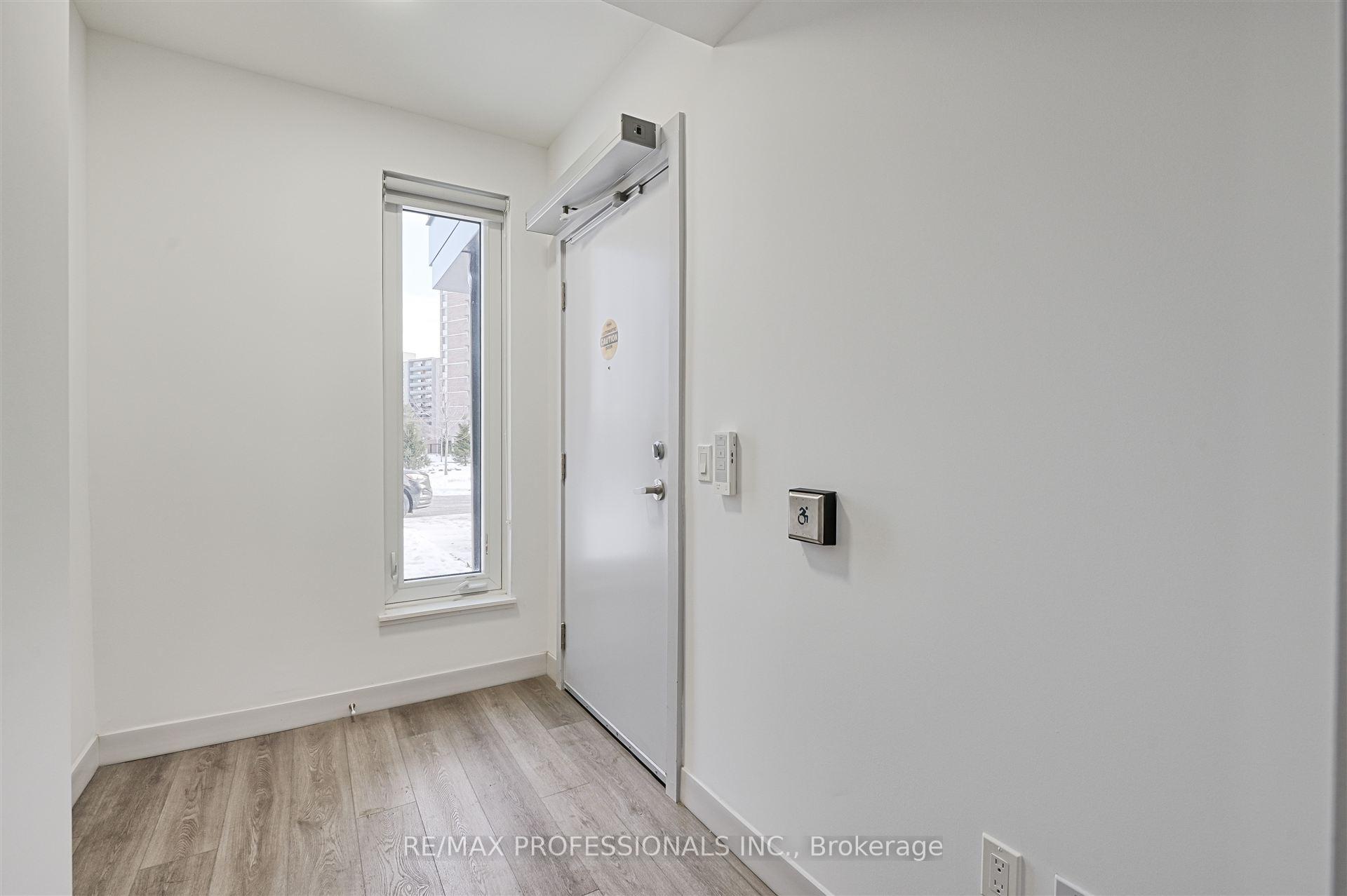 Photo 3 of Unit 103, 37 Antrim Crescent, Scarborough, Dorset Park — HOMEH