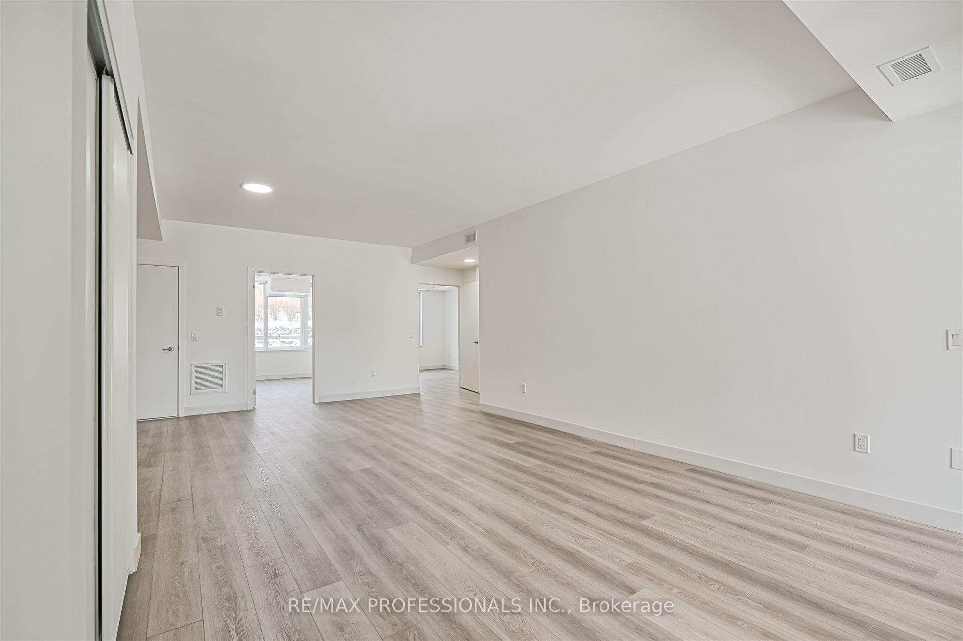 Photo 4 of Unit 103, 37 Antrim Crescent, Scarborough, Dorset Park — HOMEH