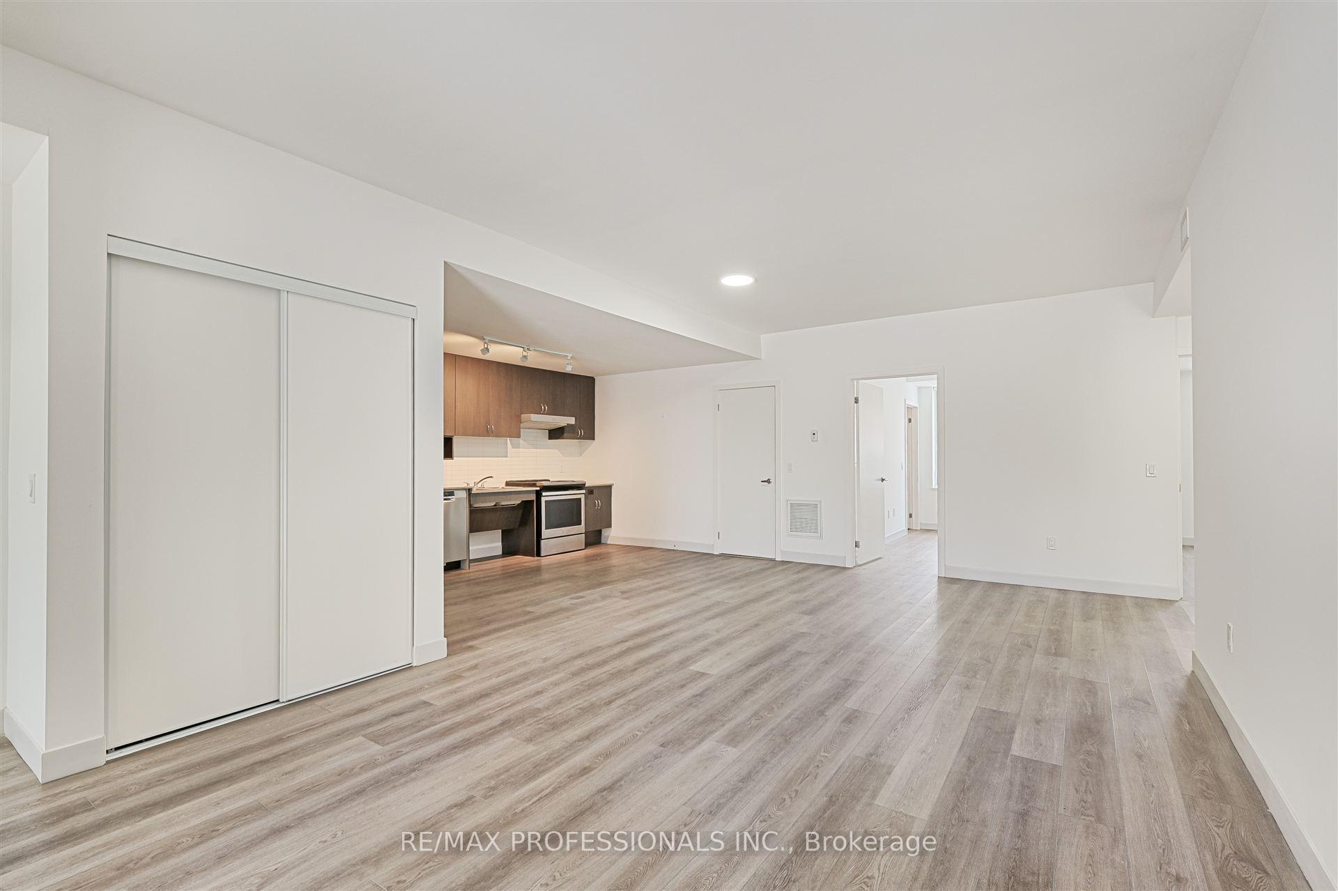 Photo 5 of Unit 103, 37 Antrim Crescent, Scarborough, Dorset Park — HOMEH