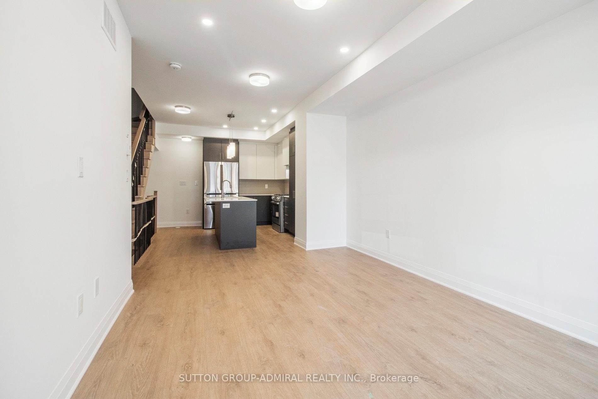 Photo 2 of Unit POTL 100, 300 Atkinson Avenue, Vaughan, Uplands — HOMEH