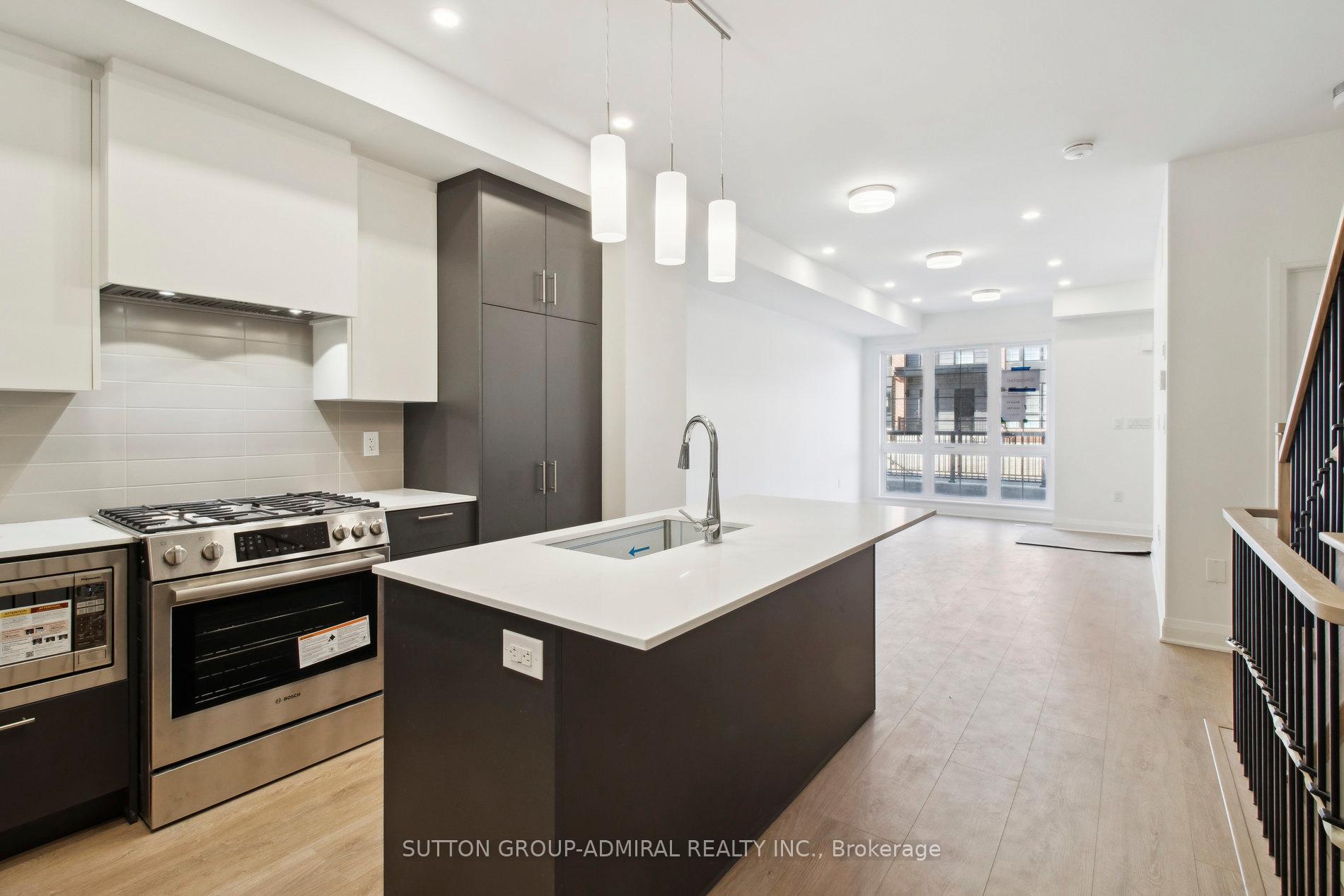 Photo 9 of Unit POTL 100, 300 Atkinson Avenue, Vaughan, Uplands — HOMEH