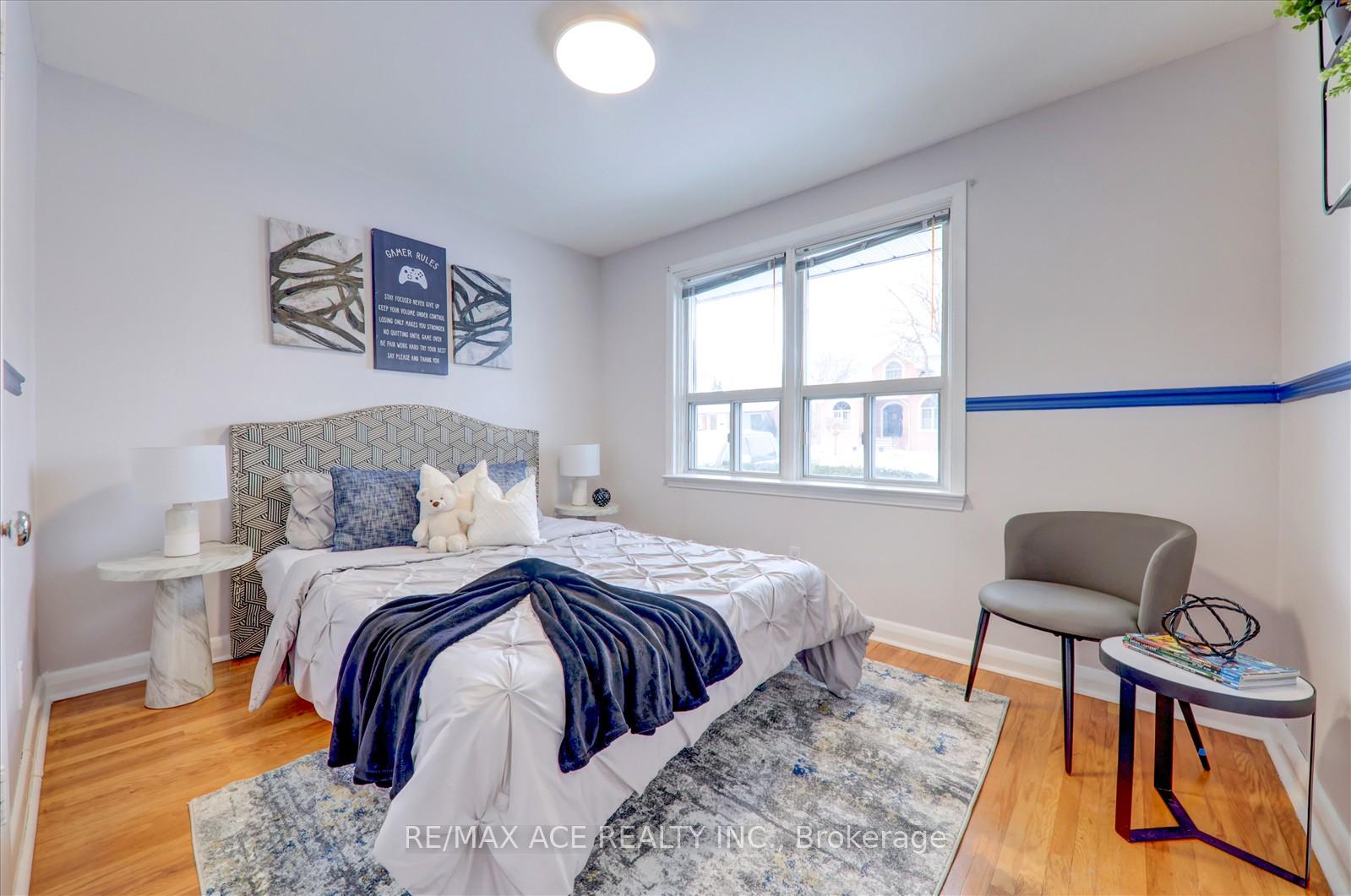 Photo 18 of Unit MAIN, 17 Arch Road, Mississauga, Streetsville — HOMEH