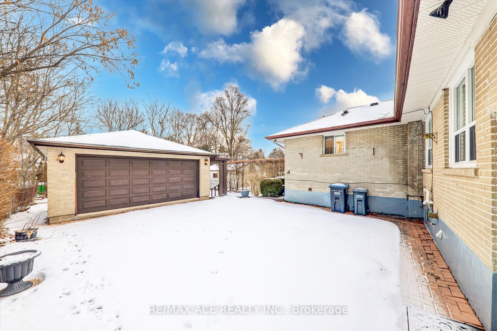Photo 23 of Unit MAIN, 17 Arch Road, Mississauga, Streetsville — HOMEH