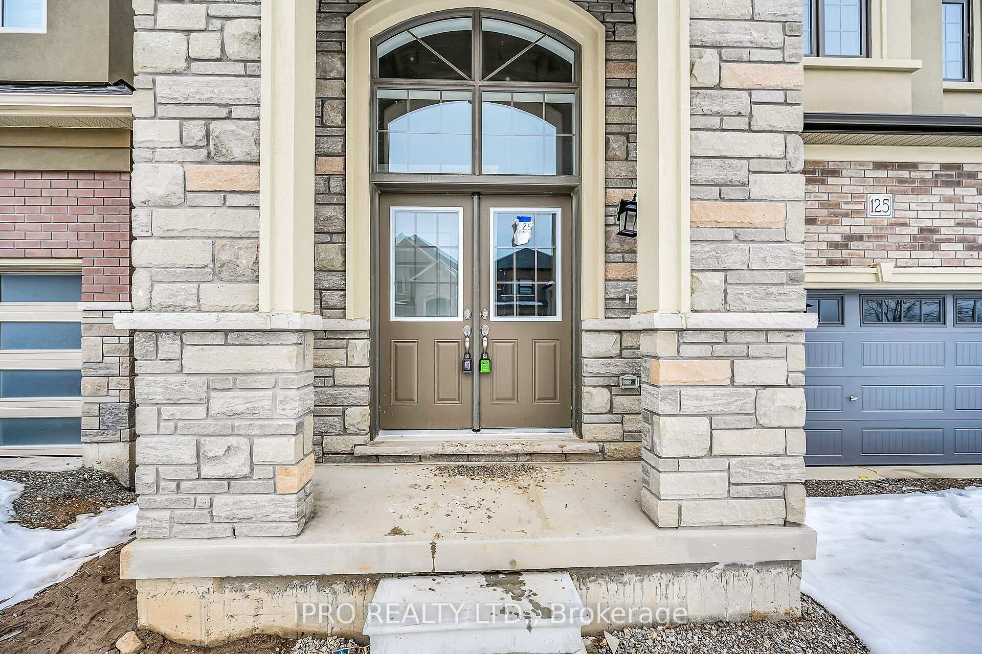 Photo 7 of 125 Hitchman Street, Brant, Paris — HOMEH
