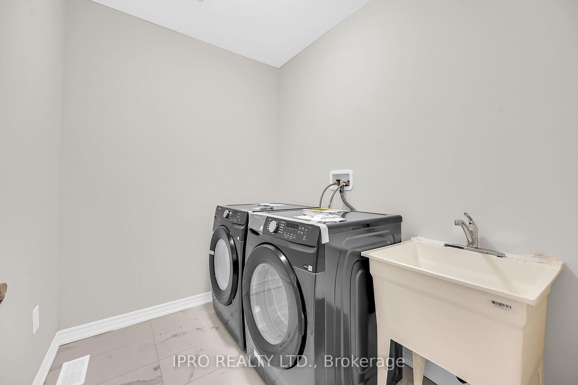 Photo 19 of 125 Hitchman Street, Brant, Paris — HOMEH