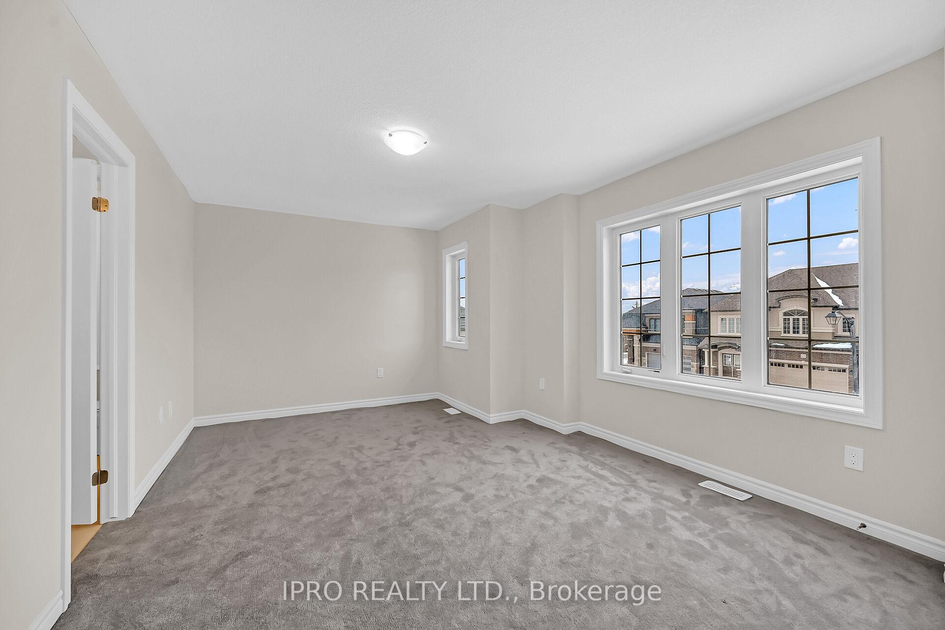 Photo 29 of 125 Hitchman Street, Brant, Paris — HOMEH