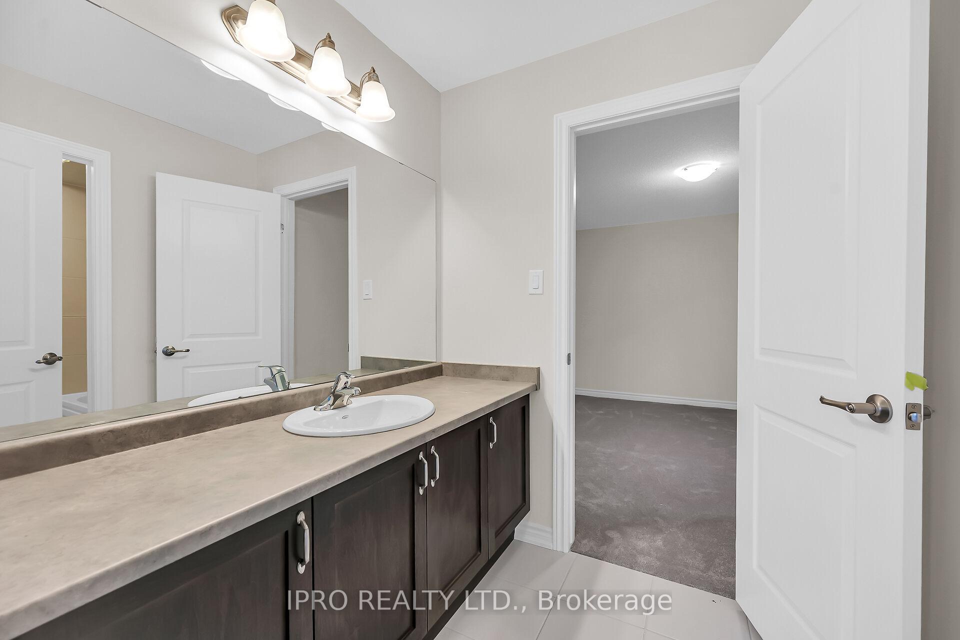 Photo 23 of 125 Hitchman Street, Brant, Paris — HOMEH
