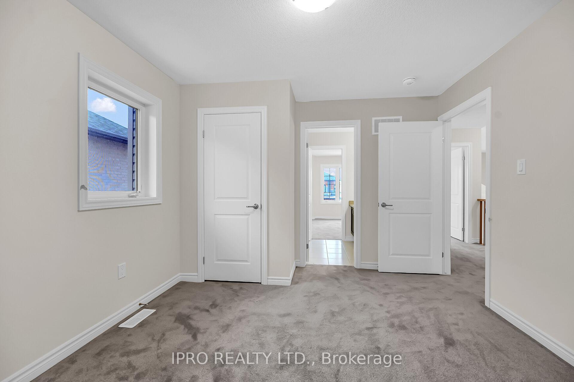 Photo 36 of 125 Hitchman Street, Brant, Paris — HOMEH