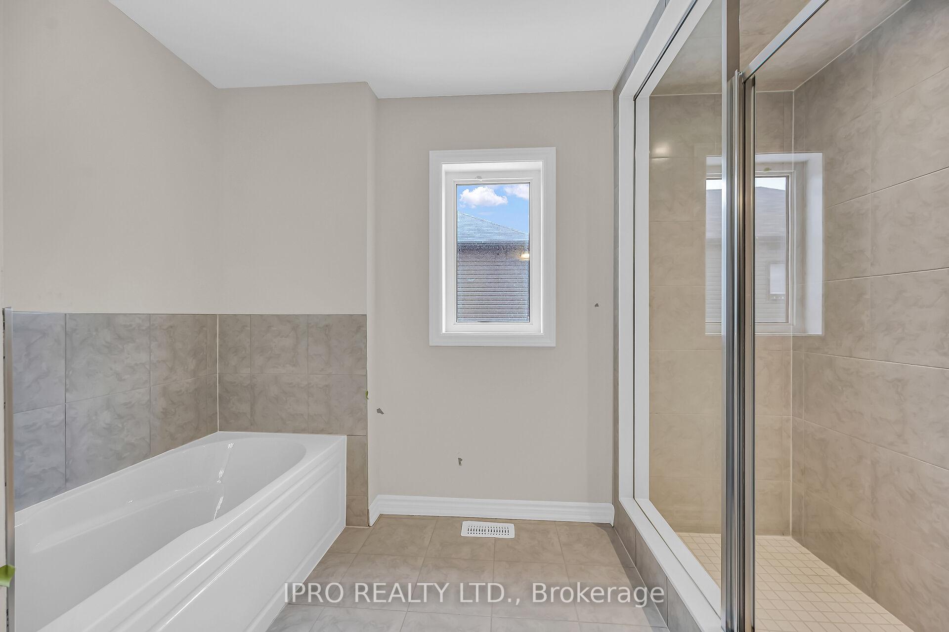 Photo 37 of 125 Hitchman Street, Brant, Paris — HOMEH
