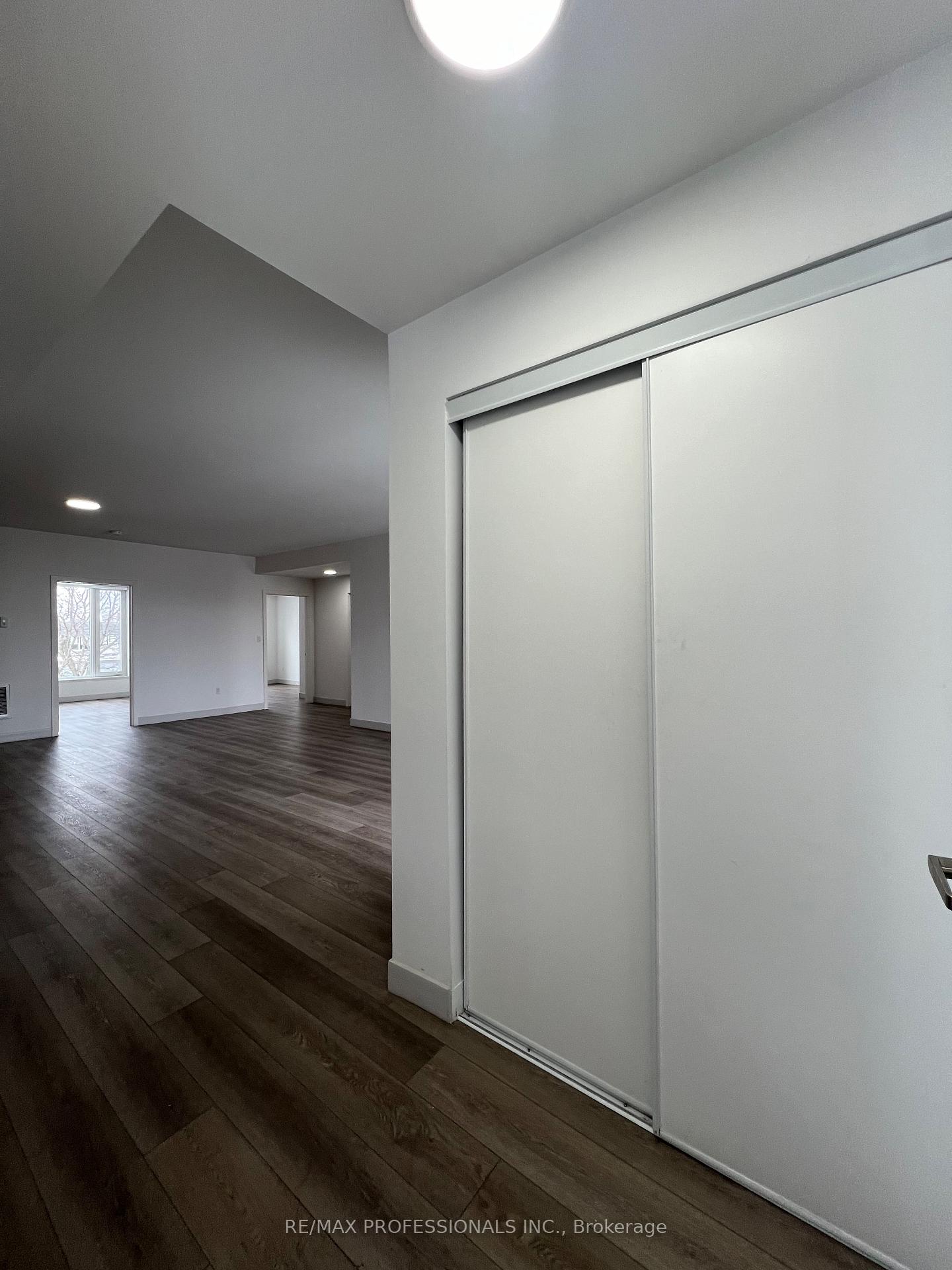 Photo 31 of Unit 302, 37 Antrim Crescent, Scarborough, Dorset Park — HOMEH