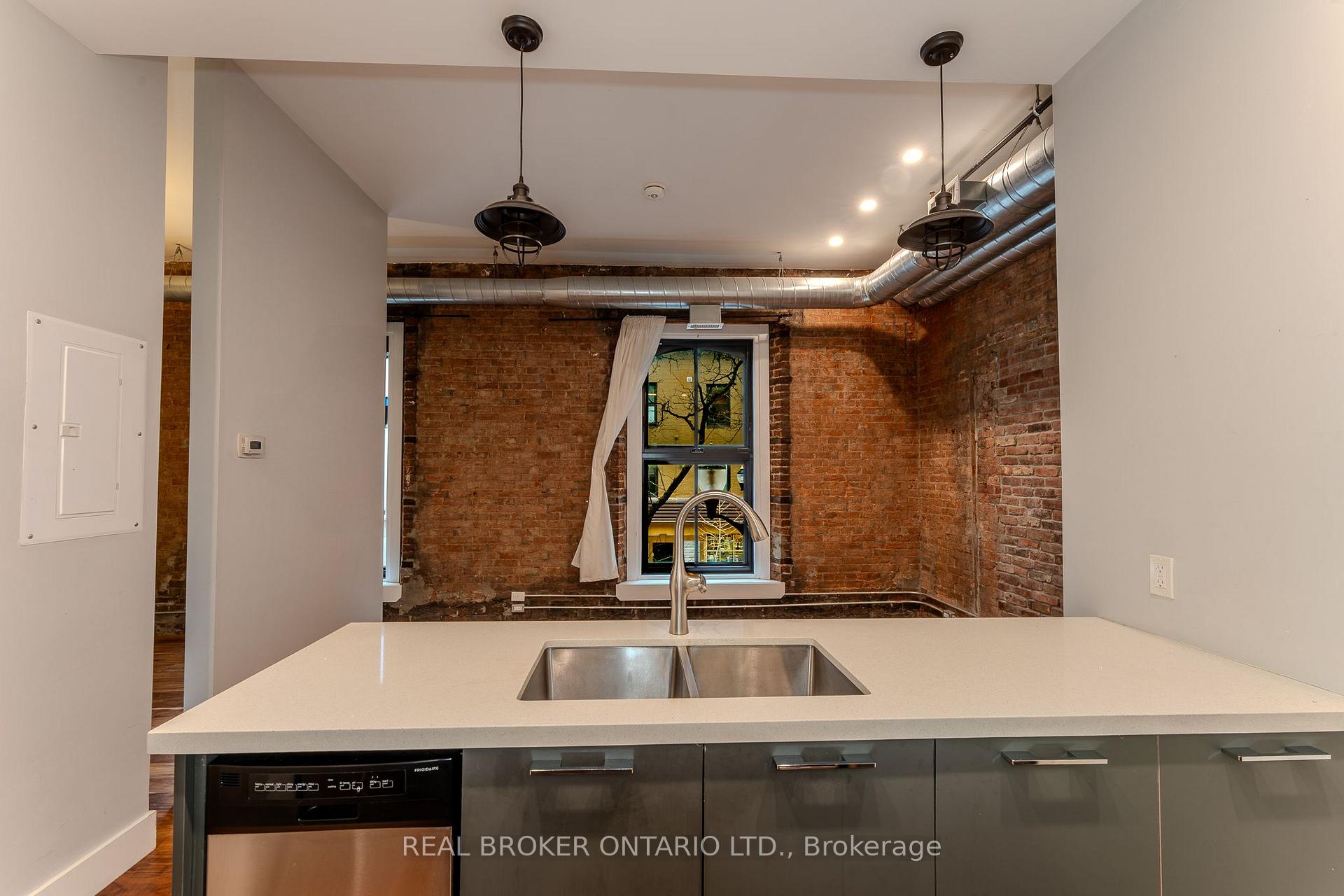Photo 8 of Unit 202, 85 King Street E, Hamilton, Beasley — HOMEH